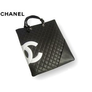 CHANEL(Vl) A28126 BK/WH J{C obO@̏ڍׂ݂