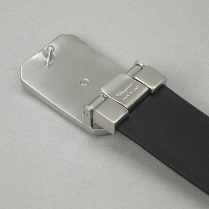 Salvatore Ferragamo(サルヴァトーレ フェラガモ) 67-8037 SIL/BKBELT ベルト