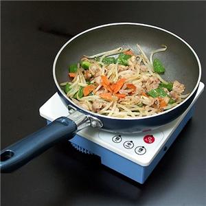 炒め物もIHで