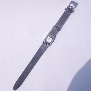 ���R�X�e�@���f�B�[�X�E�H�b�` �u���b�N