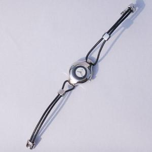 ���R�X�e�@���f�B�[�X�E�H�b�` �x���g�E���U�[ �J���[�E�u���b�N