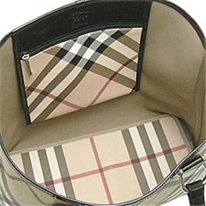 Burberry�i�o�[�o���[�j 11702064 BYRON �g�[�g BK