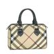 Burberry�i�o�[�o���[�j 11765358CHESTER BT BK