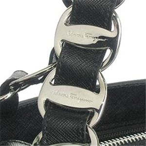 Salvatore Ferragamo (�T���o�g�[���E�t�F���K��)  �K���`�[�j�g�[�g�o�b�O�@217826 Nero