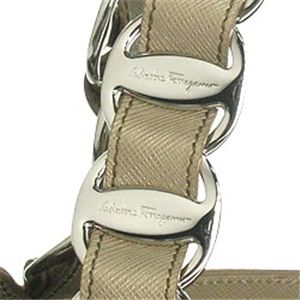 Salvatore Ferragamo (�T���o�g�[���E�t�F���K��)  �K���`�[�j�g�[�g�o�b�O�@217826 Dune