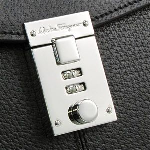 Salvatore Ferragamo（サルヴァトーレ・フェラガモ） セカンドバッグ 248104 BK 374653 ブラック