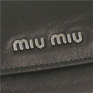 Miu Miu(ミュウミュウ) キーケース 5M0222 GABA ブラック
