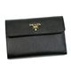 Prada（プラダ） 三つ折り財布（小銭入れ付） SAFFIANO MULTICOLOR 1M0510 F0002 ブラック/レッド