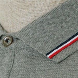 MONCLER(モンクレール) メンズポロシャツ 8334800 985 グレー (L70 S21 W52 SH46 L)
