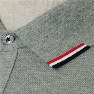 MONCLER(モンクレール) メンズポロシャツ 8335900 985 グレー (L65 S20 W49 SH44 M)