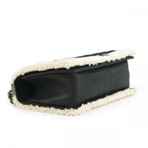CHANEL（シャネル） ショルダーバッグ A67086