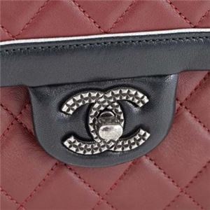 CHANEL（シャネル） ショルダーバッグ A90817 C8110
