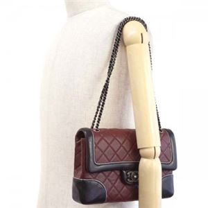 CHANEL（シャネル） ショルダーバッグ A90817 C8110
