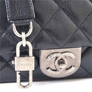 CHANEL（シャネル） ショルダーバッグ A93135 94305