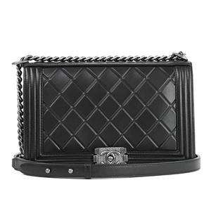 CHANEL�i�V���l���j �V�����_�[�o�b�O A92193