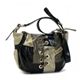 Guess�i�Q�X�j�̏��i�R�`���ł����ς��Љ�Ă��܂��B