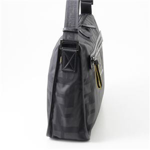 FENDI　メッセンジャーバッグ  7VA148 ZM4 XB8（Aタイプ）