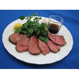 亀山社中 赤ワイン漬けローストビーフ