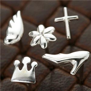 Pt900 プラチナ モチーフピアス クラウン