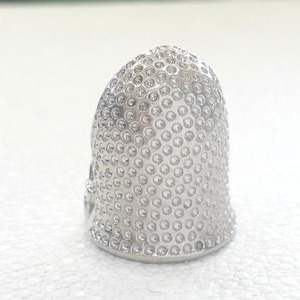 パッチワークの必需品 シルバーシンブル【サイズＬ】
