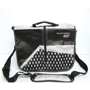 フィフティーファイブディーゼル メッセンジャーバック D9QC V8P D126