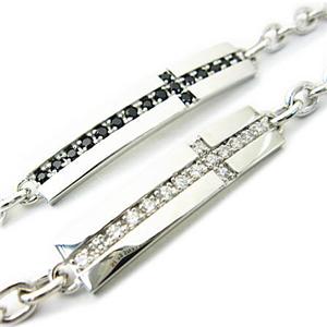 LARA Christie*ララクリスティー ロイヤル クロス ブレスレット