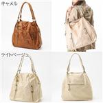 macaronic style　クラック調合皮チャーム付アオリ縦型トート 13015 �ャメル