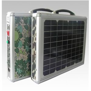 ソーラー式ポータブル発電機（PETC-FDXT‐15W）