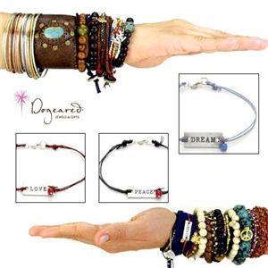 Dogeared ワードプレートブレスレット DREAM