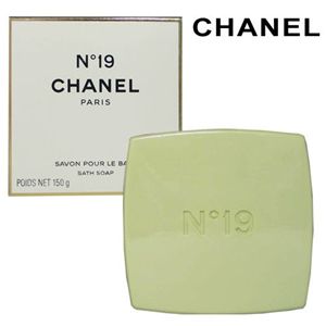 CHANEL（シャネル）　No19　サヴォン