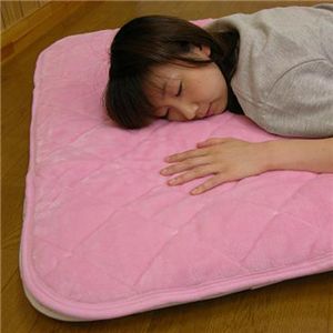 吸湿発熱敷きパット（洗濯可）　約100×205cm　ピンクS