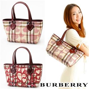 BURBERRY(�o�[�o���[) �n�[�g�o�b�O Print Heart/Berry Red