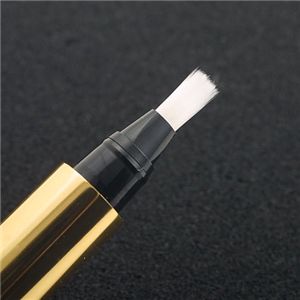 YVES SAINT LAURENT（イヴ・サン・ローラン）ラディアントタッチ #02