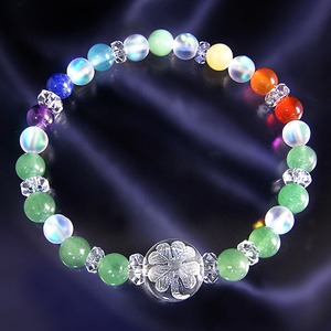 四葉のクローバーレインボーオーロラブレスレット