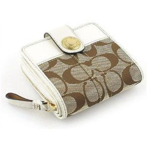 COACH(�R�[�`) �V�O�l�`���[ �X�g���C�v �A�R�[�f�B�I�� �W�b�v �A���E���h �����z�z���C�g