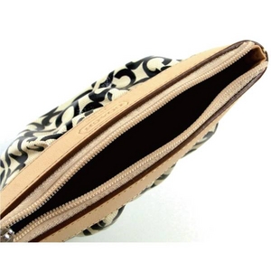 Coach(コーチ) クラッチバッグ リアコーテッド キャンバス リストレット ブラック 42357