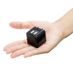 ミヨシ 最大2.4A 2ポート搭載 キューブ型USB-ACアダプタ IPA-US01/BK ブラック