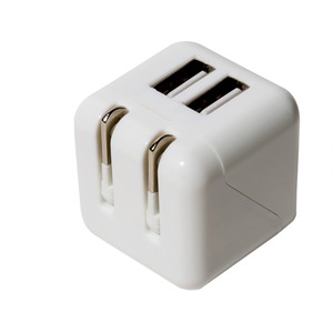 ミヨシ 最大2.4A 2ポート搭載 キューブ型USB-ACアダプタ IPA-US01/WH ホワイト