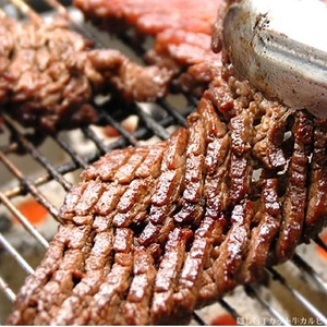 焼肉の街・鶴橋繁盛店「串まつ屋」豪華3点盛り焼肉セット!!