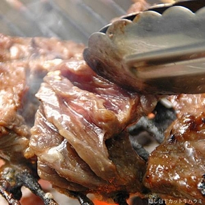 焼肉の街・鶴橋繁盛店「串まつ屋」豪華3点盛り焼肉セット!!