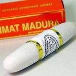 マズラージュウムステック(女性の強い味方です)ホワイト