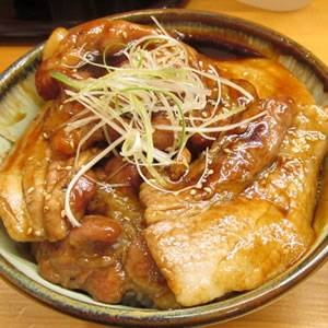 創業６５年 青森県のバラ焼き「発祥の店」 君乃家食堂の豚丼8人前!!