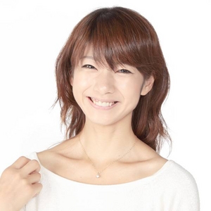 Beji(�x�W) star/�l�b�N���X/Light Yellow�~White Stone�ycz�_�C���z�y�Ԍ˂������񒅗p�z