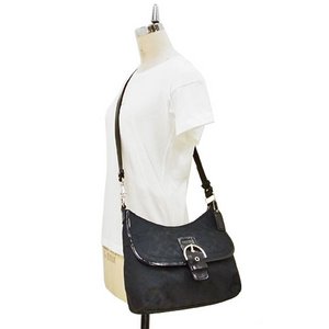 Emberllir joli(アンベリール ジョリ) エディターズ2WAYショルダークラッチバック ホワイト