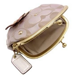 COACH（コーチ） OUTLET フラワーアップリケフレイムド コインバース ／ガマ口 F61557 B4／FO