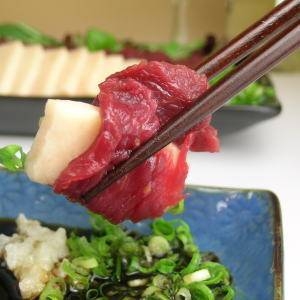 【父の日用】高級料亭御用達 馬刺し「馬三昧」お一人様完食サイズミニパックセット 馬刺し800g 馬タテガミ刺し200g 馬レバー刺し200g 製造メーカー直送だから実現したこの価格