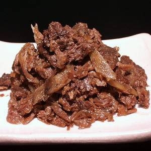 【父の日用】高級料亭御用達 馬刺し「プレミアム」お一人様完食サイズミニパックセット 馬刺し1kg 馬モツ煮300g 馬ゴボウ煮300g 馬焼肉300g 製造メーカー直送だから実現したこの価格