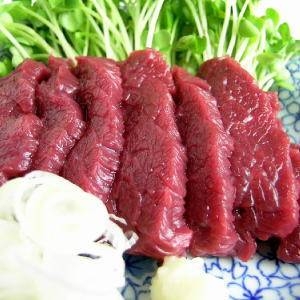 【お歳暮用 のし付き（名入れ不可）】 馬刺し「プレミアム」お一人様完食サイズミニパックセット 馬刺し1kg 馬モツ煮300g 馬ゴボウ煮300g 馬焼肉300g 