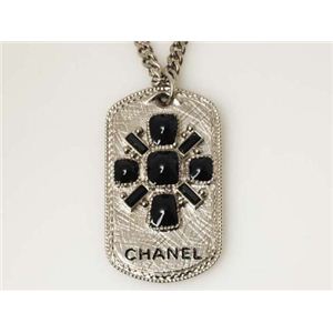 【現品限り】CHANEL(シャネル) プレートネックレス シルバー/ブラック 【新品同様】