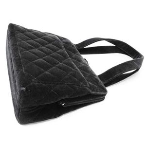 【現品限り】CHANEL(シャネル) がま口ハンドバッグ スエード ブラック 【中古B】